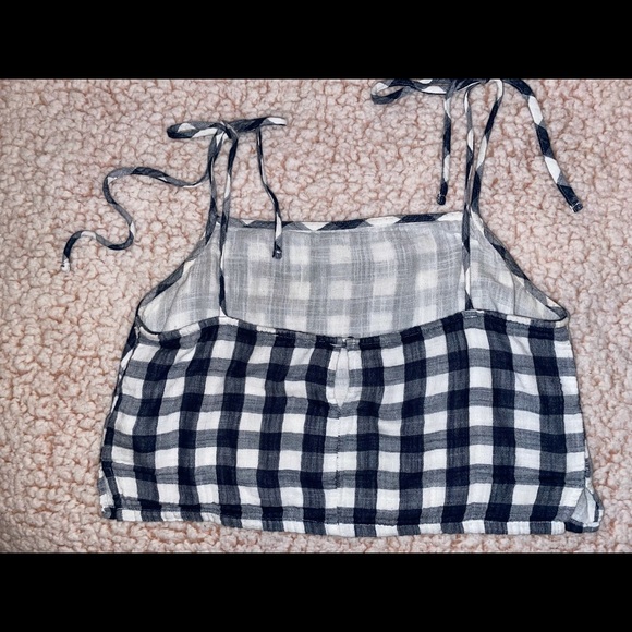 F21 crop top - Picture 2 of 3